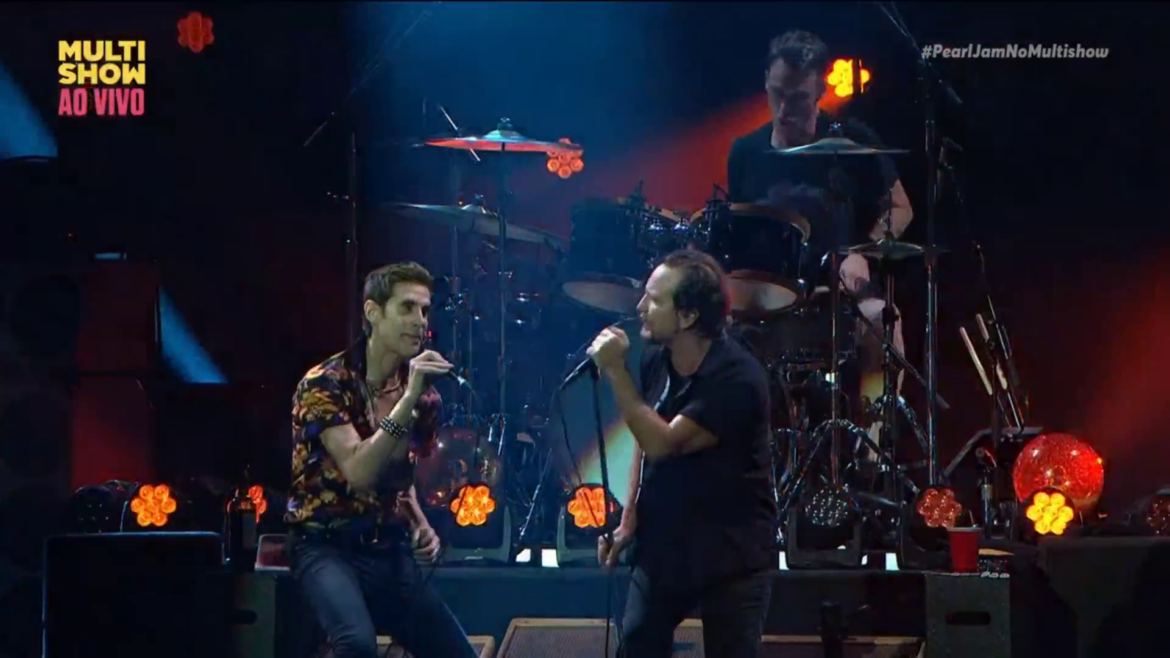 Pearl Jam junto a Perry Farrell